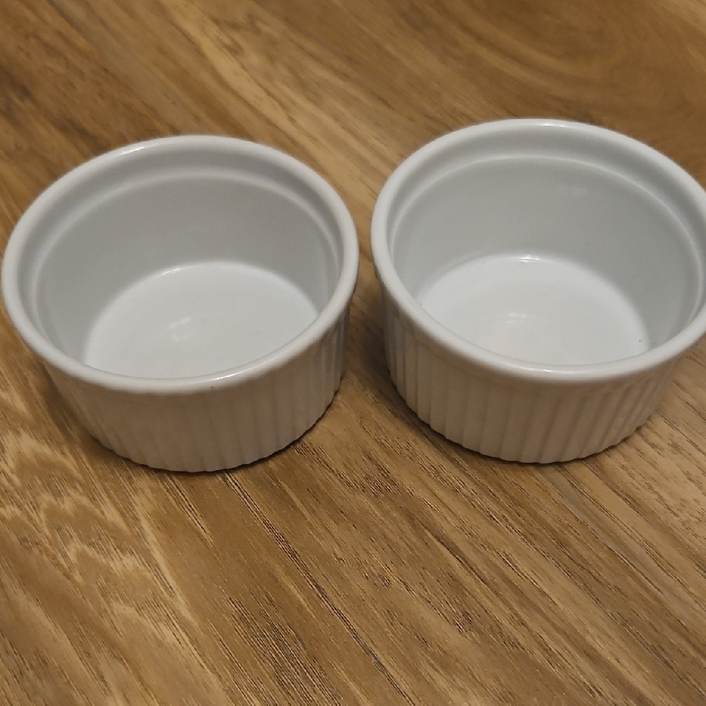 B.I.A. Set Of Ceramic Ramekins 3 1/4" Diameter White - Picture 2 of 4